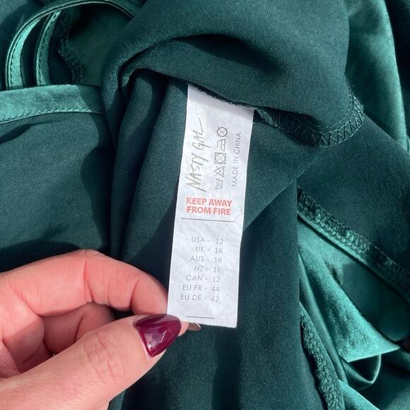 Nasty Gal Cowl Neck Satin Mini Slip Dress Spaghetti Straps Green - Size 12 - Picture 12 of 14